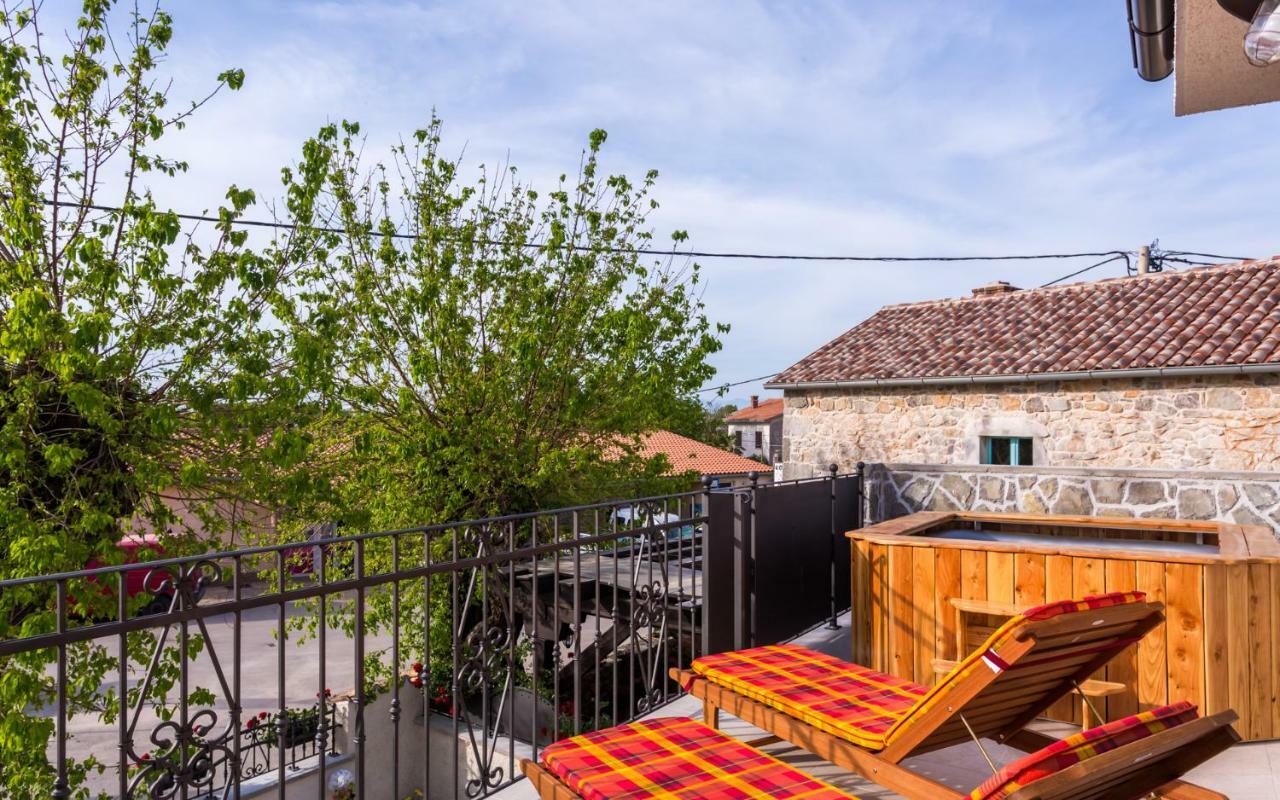 Villa Mulberry Milohnici Esterno foto
